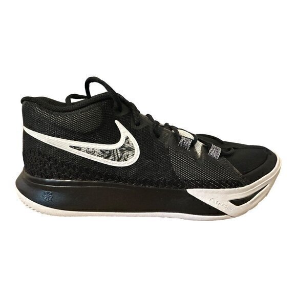 Nike Other - Nike‎ Kyrie Flytrap 6 EP 'Black White' DM1126-001 Men's Size 8 NWOT